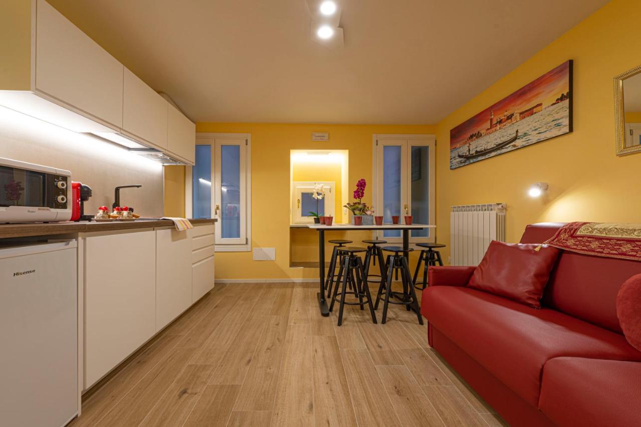 Nina Venice Apartment ภายนอก รูปภาพ